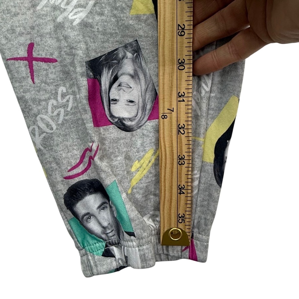 Friends Pajama Pants Women Large 12/14 Gray All Over Print Joggers 90s TV‎ Show - Picture 9 of 10